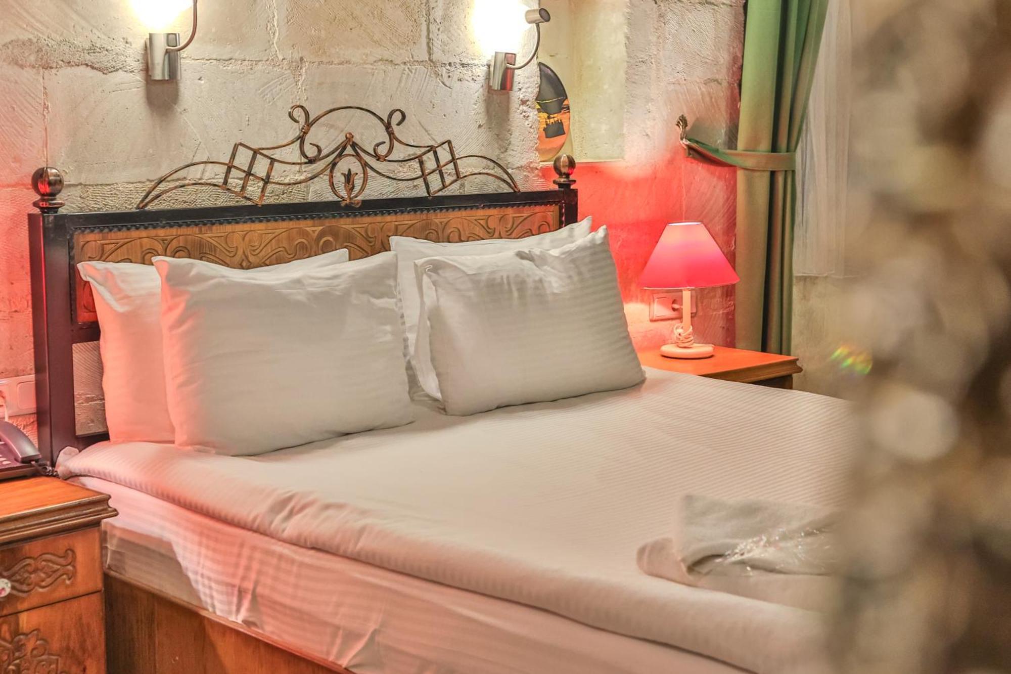 Bedrock Cave Hotel Göreme Exteriör bild