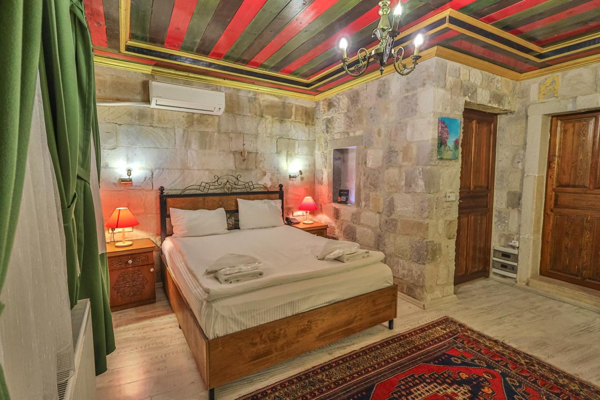 Bedrock Cave Hotel Göreme Exteriör bild